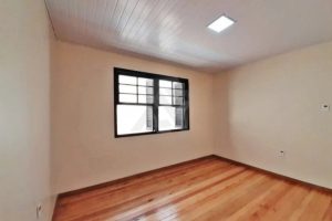 Casa com 260m², 5 dormitórios no bairro Petrópolis em Porto Alegre - Foto 6