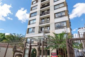 Apartamento à venda com 90m², 3 dormitórios, 1 suíte, 2 vagas no bairro Menino Deus em Porto Alegre - Foto 47