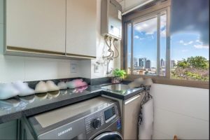 Apartamento à venda com 90m², 3 dormitórios, 1 suíte, 2 vagas no bairro Menino Deus em Porto Alegre - Foto 17