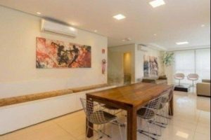 Apartamento à venda com 90m², 3 dormitórios, 1 suíte, 2 vagas no bairro Menino Deus em Porto Alegre - Foto 42