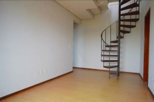 Cobertura, 2 dormitórios, 2 vagas no bairro Menino Deus em Porto Alegre - Foto 3