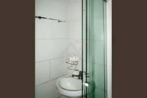 Casa com 203m², 6 dormitórios, 3 suítes, 2 vagas no bairro Centro Histórico em Porto Alegre - Foto 14