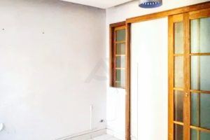 Casa com 203m², 6 dormitórios, 3 suítes, 2 vagas no bairro Centro Histórico em Porto Alegre - Foto 22