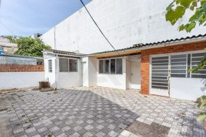 Casa comercial com 223m² no bairro Menino Deus em Porto Alegre - Foto 23