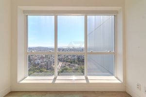 Apartamento à venda com 59m², 2 dormitórios, 1 suíte, 1 vaga no bairro Petrópolis em Porto Alegre - Foto 4