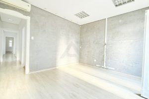 Casa com 198m², 3 dormitórios no bairro Moinho de Vento em Porto Alegre - Foto 2