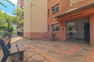 Apartamento à venda com 58m², 2 dormitórios, 1 vaga no bairro Alto Petrópolis em Porto Alegre - Foto 4