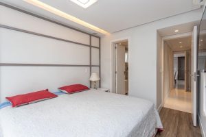 Apartamento à venda com 103m², 3 dormitórios, 1 suíte, 2 vagas no bairro Petrópolis em Porto Alegre - Foto 6