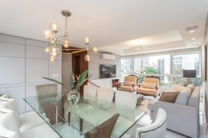 Apartamento à venda com 103m², 3 dormitórios, 1 suíte, 2 vagas no bairro Petrópolis em Porto Alegre - Foto 4