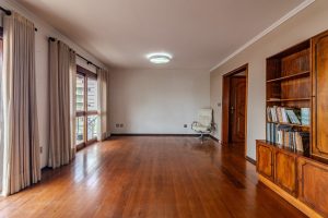 Apartamento à venda com 160m², 3 dormitórios, 1 suíte, 1 vaga no bairro Menino Deus em Porto Alegre - Foto 5