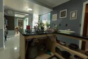 Casa à venda com 350m², 4 dormitórios, 1 suíte, 3 vagas no bairro Jardim Itu em Porto Alegre - Foto 16