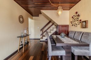 Cobertura à venda com 226m², 3 dormitórios, 1 suíte, 2 vagas no bairro Menino Deus em Porto Alegre - Foto 4