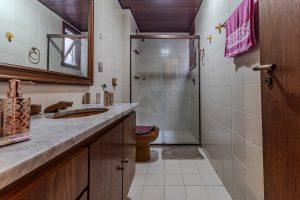 Cobertura à venda com 226m², 3 dormitórios, 1 suíte, 2 vagas no bairro Menino Deus em Porto Alegre - Foto 8