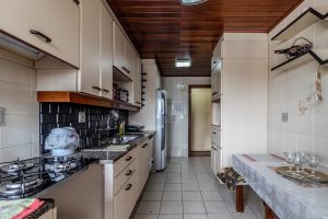 Cobertura à venda com 226m², 3 dormitórios, 1 suíte, 2 vagas no bairro Menino Deus em Porto Alegre - Foto 11