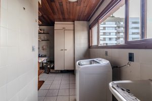 Cobertura à venda com 226m², 3 dormitórios, 1 suíte, 2 vagas no bairro Menino Deus em Porto Alegre - Foto 13