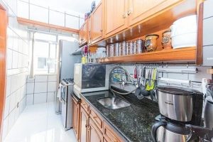 Apartamento à venda com 71m², 2 dormitórios, 2 vagas no bairro Auxiliadora em Porto Alegre - Foto 8