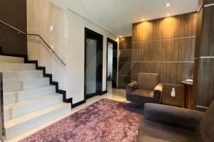 Casa comercial com 132m² no bairro Menino Deus em Porto Alegre - Foto 8