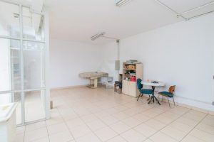 Pavilhão com 615m² no bairro Anchieta em Porto Alegre - Foto 8