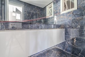 Casa à venda com 387m², 3 dormitórios, 2 suítes, 3 vagas no bairro Três Figueiras em Porto Alegre - Foto 21