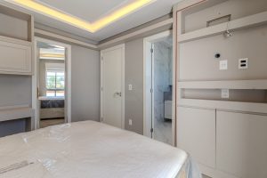 Casa à venda com 387m², 3 dormitórios, 2 suítes, 3 vagas no bairro Três Figueiras em Porto Alegre - Foto 33