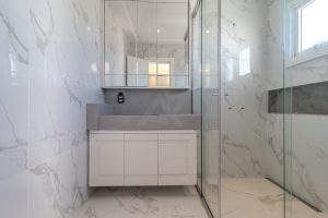 Casa à venda com 387m², 3 dormitórios, 2 suítes, 3 vagas no bairro Três Figueiras em Porto Alegre - Foto 34