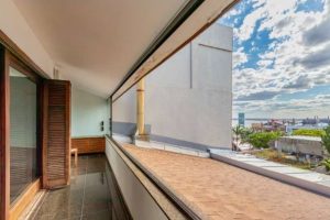 Casa com 360m², 4 dormitórios, 4 suítes, 4 vagas no bairro Cristal em Porto Alegre - Foto 8