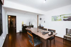 Casa com 500m², 4 dormitórios, 1 suíte, 1 vaga no bairro Boa Vista em Porto Alegre - Foto 4