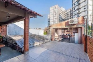 Casa com 500m², 4 dormitórios, 1 suíte, 1 vaga no bairro Boa Vista em Porto Alegre - Foto 11