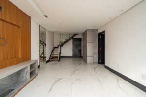 Cobertura à venda com 129m², 4 dormitórios, 1 suíte, 2 vagas no bairro Jardim Europa em Porto Alegre - Foto 3