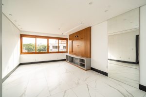 Cobertura à venda com 129m², 4 dormitórios, 1 suíte, 2 vagas no bairro Jardim Europa em Porto Alegre - Foto 5