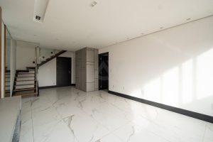 Cobertura à venda com 129m², 4 dormitórios, 1 suíte, 2 vagas no bairro Jardim Europa em Porto Alegre - Foto 7