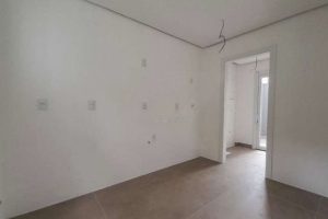 Casa em Condomínio com 300m², 3 dormitórios, 3 suítes, 2 vagas no bairro Pedra Redonda em Porto Alegre - Foto 5