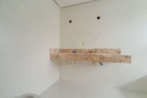 Casa em Condomínio com 300m², 3 dormitórios, 3 suítes, 2 vagas no bairro Pedra Redonda em Porto Alegre - Foto 14