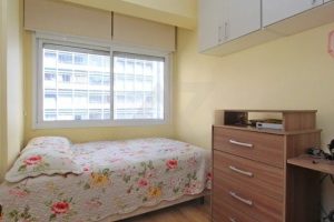 Apartamento à venda com 89m², 3 dormitórios, 1 suíte no bairro Centro Histórico em Porto Alegre - Foto 9