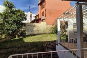 Casa com 212m², 3 dormitórios, 1 suíte, 3 vagas no bairro Chácara das Pedras em Porto Alegre - Foto 24