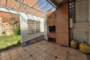 Casa com 212m², 3 dormitórios, 1 suíte, 3 vagas no bairro Chácara das Pedras em Porto Alegre - Foto 7