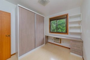 Apartamento à venda com 100m², 3 dormitórios, 1 suíte, 2 vagas no bairro Moinhos de Vento em Porto Alegre - Foto 6