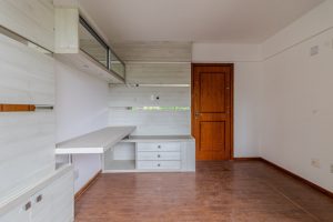 Cobertura à venda com 245m², 3 dormitórios, 1 suíte, 2 vagas no bairro Mont Serrat em Porto Alegre - Foto 14