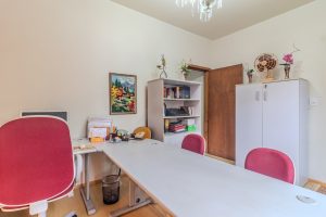 Casa com 200m², 3 dormitórios, 1 suíte, 3 vagas no bairro Auxiliadora em Porto Alegre - Foto 15