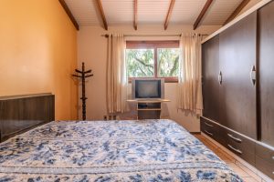 Casa com 200m², 3 dormitórios, 1 suíte, 3 vagas no bairro Auxiliadora em Porto Alegre - Foto 32