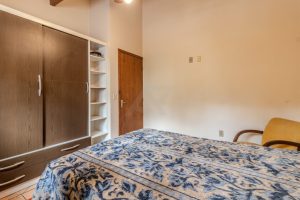 Casa com 200m², 3 dormitórios, 1 suíte, 3 vagas no bairro Auxiliadora em Porto Alegre - Foto 33