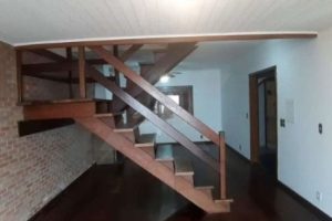 Casa com 242m², 3 dormitórios, 1 suíte, 4 vagas no bairro Santana em Porto Alegre - Foto 6