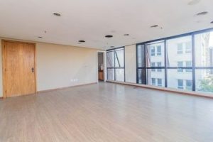 Sala Comercial à venda com 37m² no bairro Auxiliadora em Porto Alegre - Foto 2