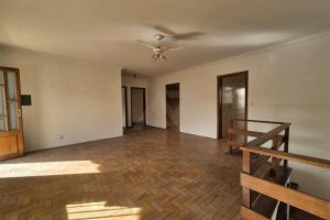 Casa com 212m², 3 dormitórios, 1 suíte, 3 vagas no bairro Chácara das Pedras em Porto Alegre - Foto 27