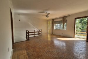 Casa com 212m², 3 dormitórios, 1 suíte, 3 vagas no bairro Chácara das Pedras em Porto Alegre - Foto 31