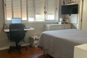 Apartamento à venda com 102m², 3 dormitórios, 1 suíte, 1 vaga no bairro Rio Branco em Porto Alegre - Foto 12