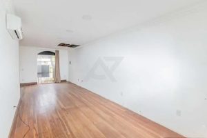 Casa com 200m², 4 dormitórios no bairro Jardim Botânico em Porto Alegre - Foto 4