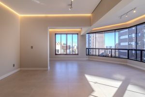 Cobertura à venda com 338m², 3 dormitórios, 1 suíte, 2 vagas no bairro Petrópolis em Porto Alegre - Foto 4