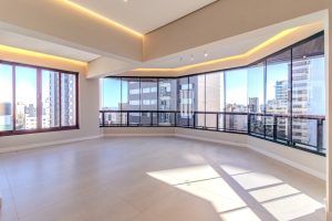 Cobertura à venda com 338m², 3 dormitórios, 1 suíte, 2 vagas no bairro Petrópolis em Porto Alegre - Foto 5