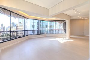 Cobertura à venda com 338m², 3 dormitórios, 1 suíte, 2 vagas no bairro Petrópolis em Porto Alegre - Foto 7